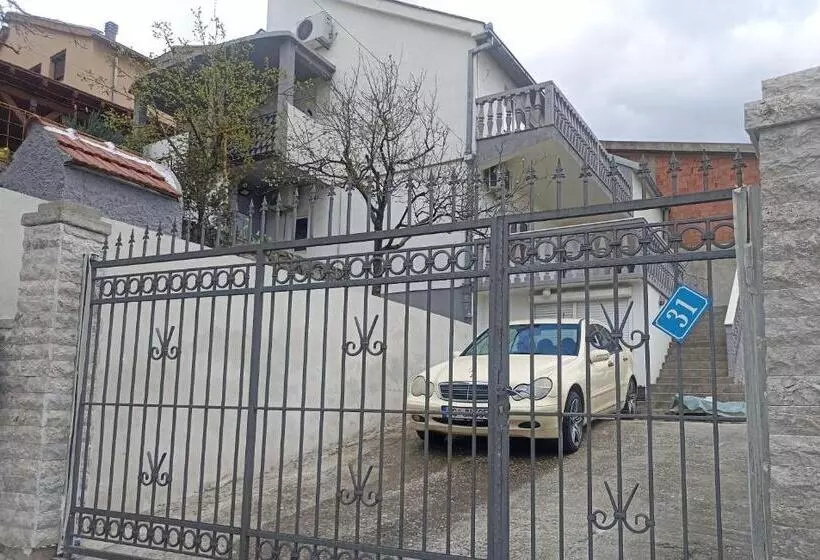 پانسیون Mini Garsonjera