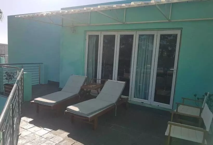 ベッドアンドブレックファースト The Mountains