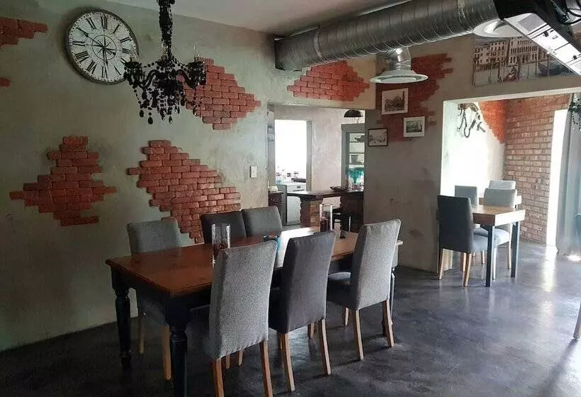 ベッドアンドブレックファースト The Mountains