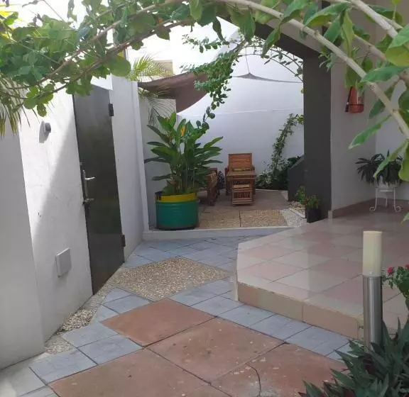 هتل Karls Guesthouse