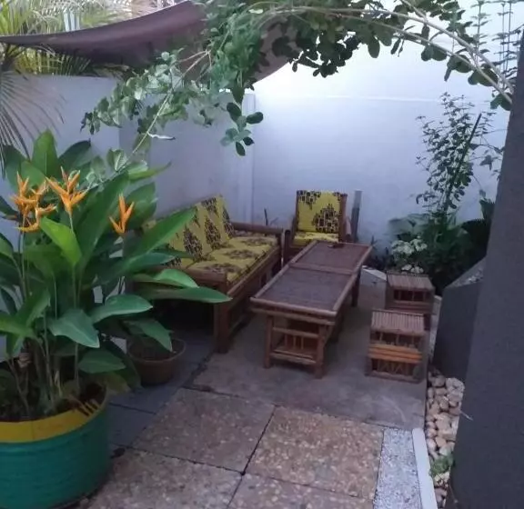 هتل Karls Guesthouse