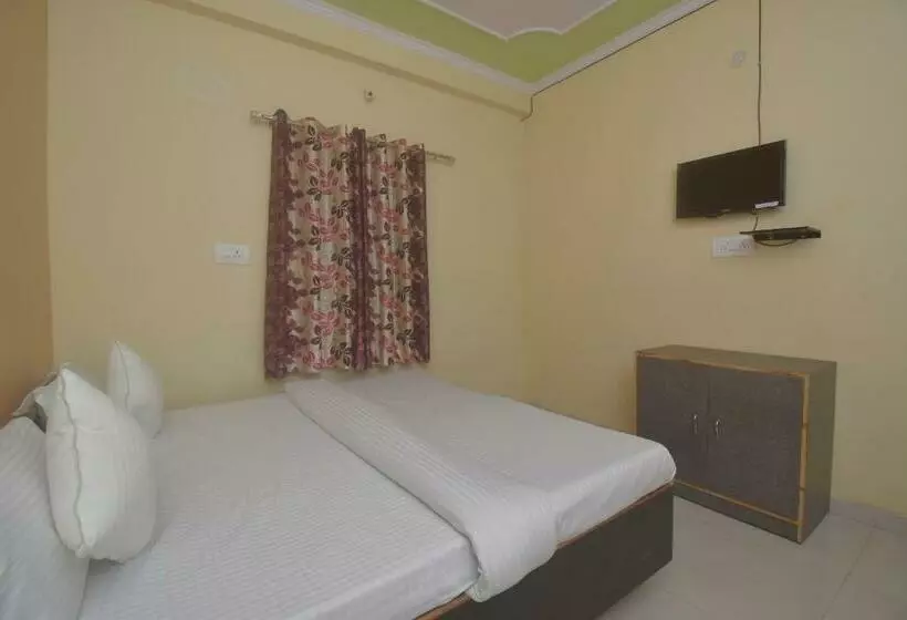 ホテル Spot On 36200 Murli Guest House