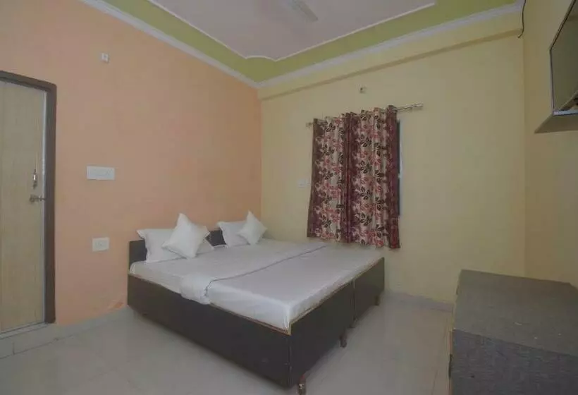 ホテル Spot On 36200 Murli Guest House