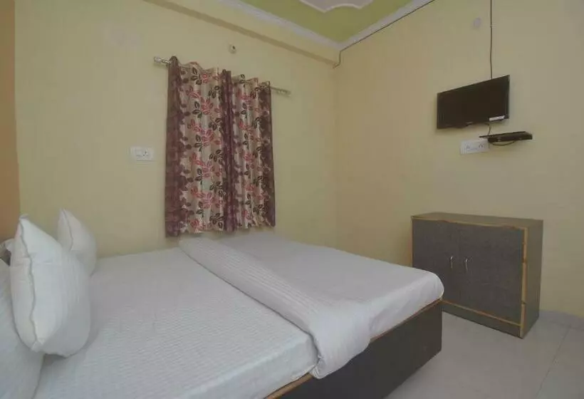 ホテル Spot On 36200 Murli Guest House