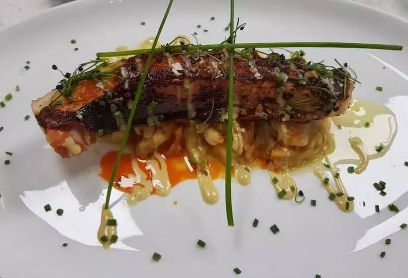 Villa Lucerna Sports & Hotel Resort