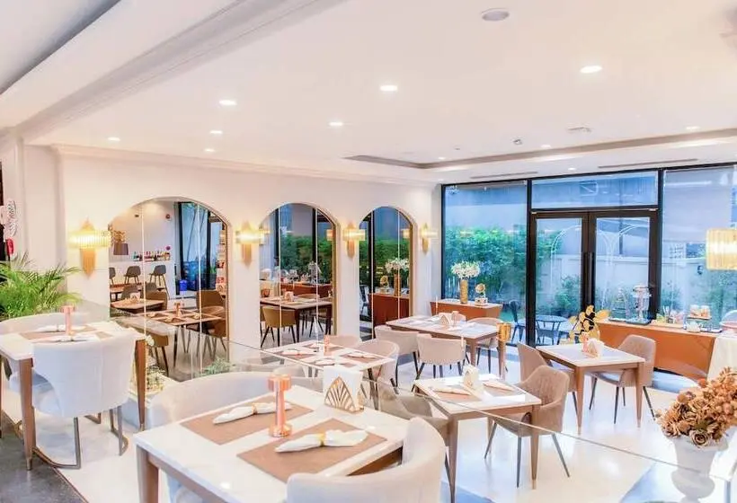 Carrara Hotel Hatyai