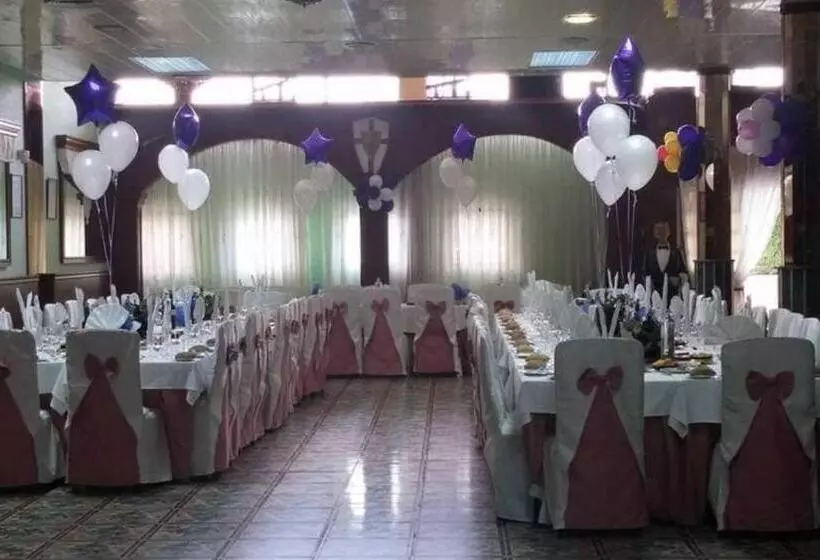 هاستل Hostal Milenium