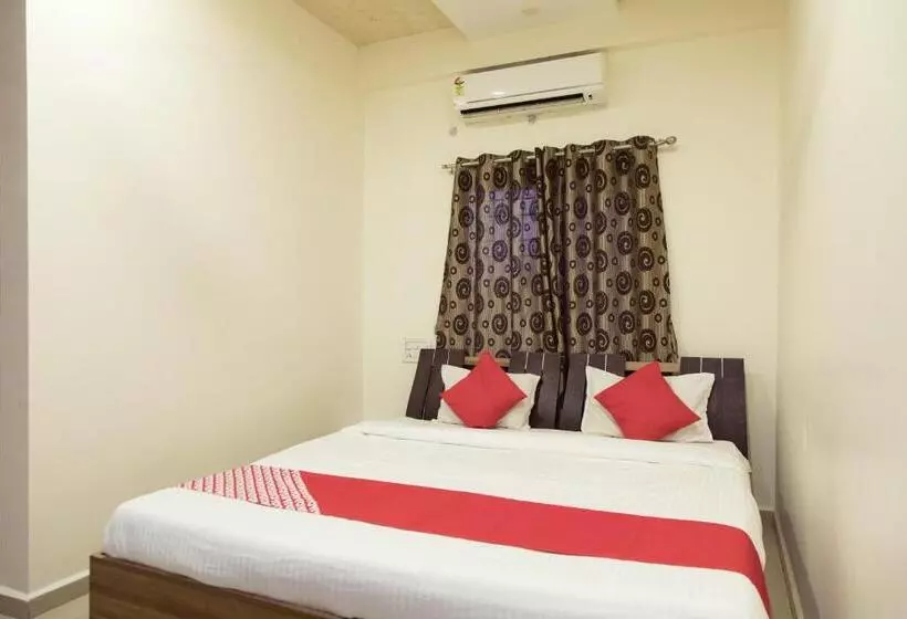 Collection O Hotel Samruddhi