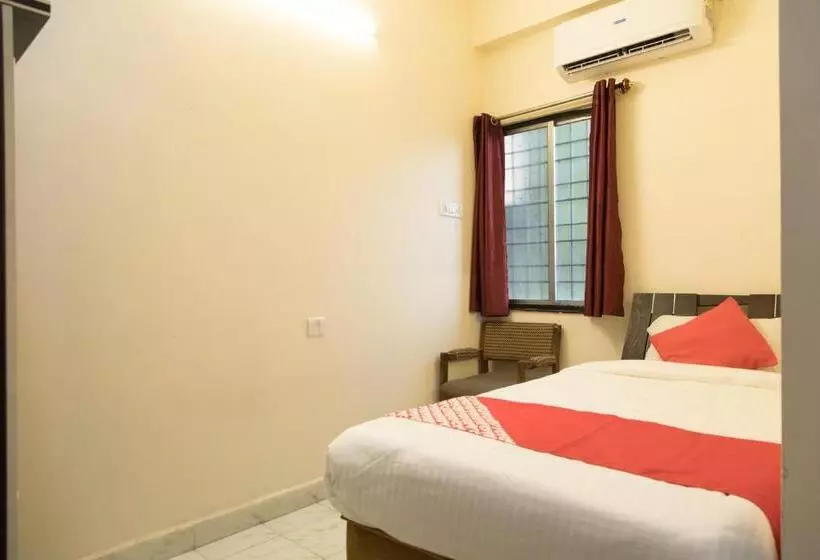 Collection O Hotel Samruddhi