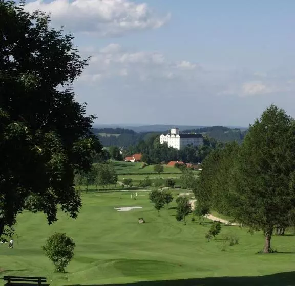 ホテル Hausschachen