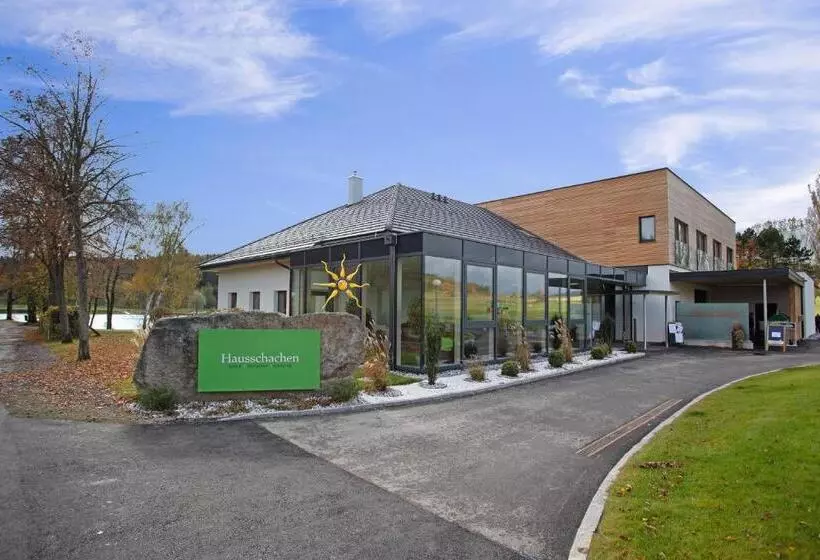 ホテル Hausschachen
