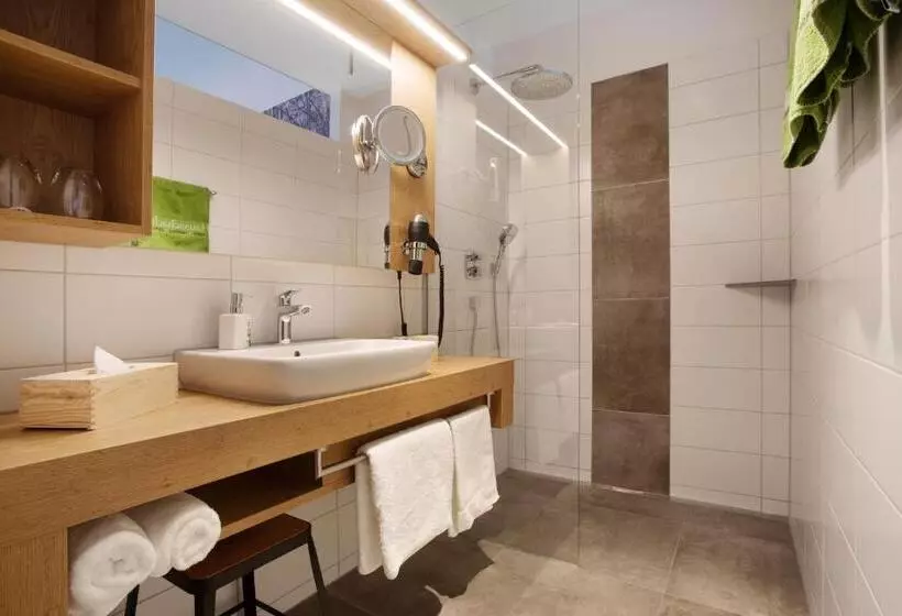 ホテル Hausschachen