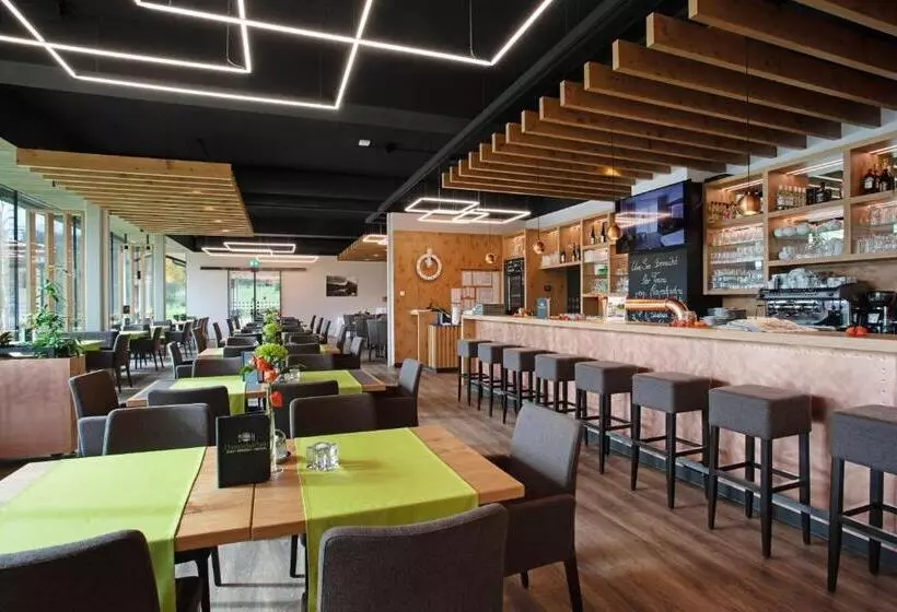 ホテル Hausschachen