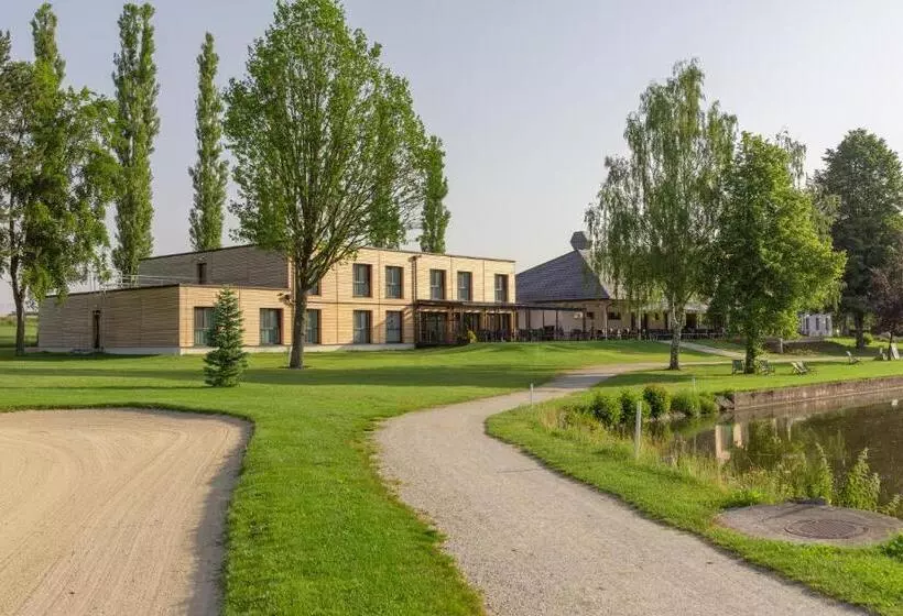 ホテル Hausschachen