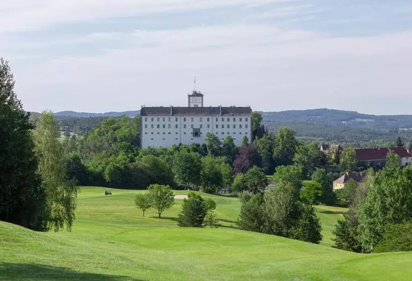 ホテル Hausschachen