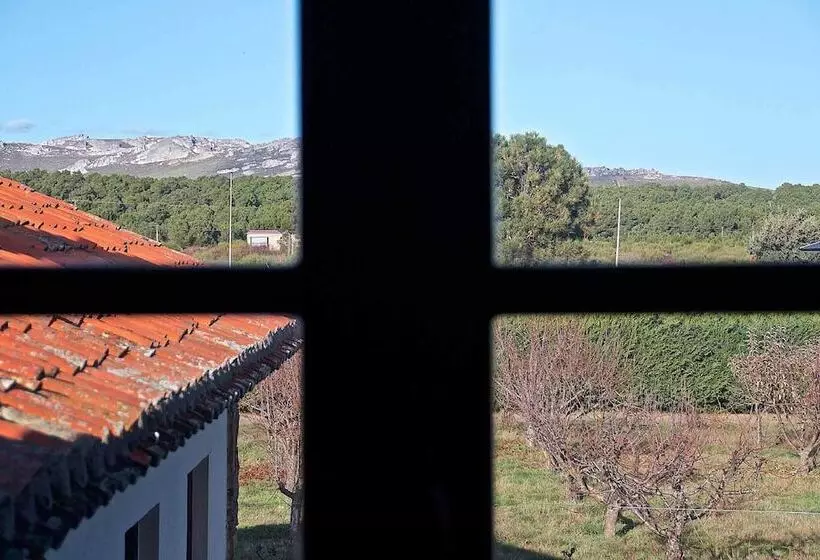 Hotelli Valle Del Eria