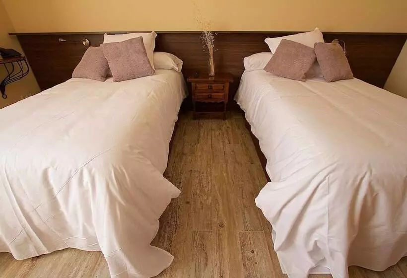 Hotelli Valle Del Eria