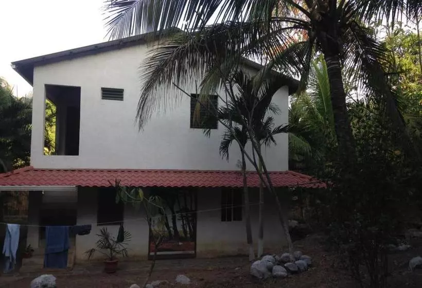 Retkeilymaja Hostal El Balsamo