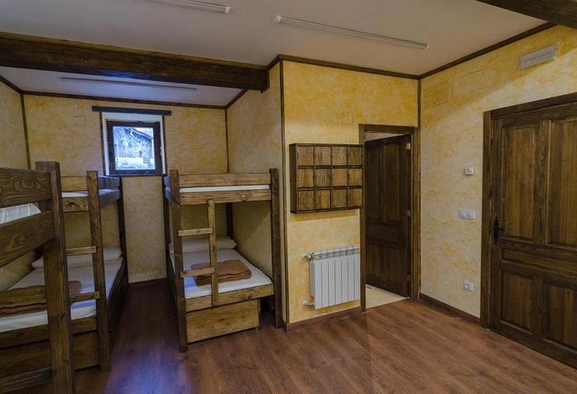 Albergue Villa De Bulnes