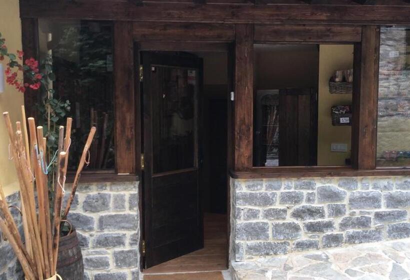 Albergue Villa De Bulnes