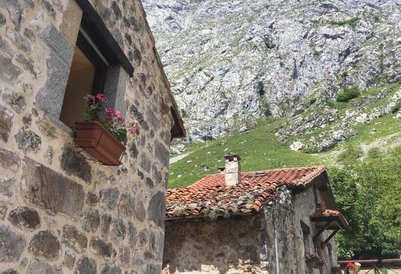 Albergue Villa De Bulnes
