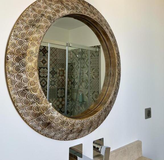 تختخواب و صبحانه La Cour Carree   Chambres D Hôtes