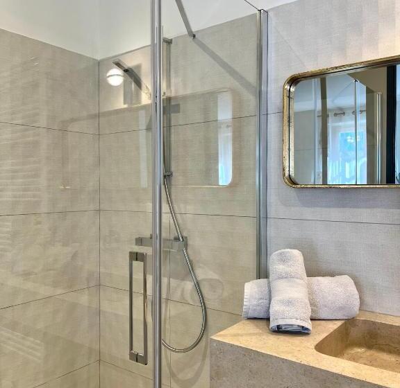 تختخواب و صبحانه La Cour Carree   Chambres D Hôtes