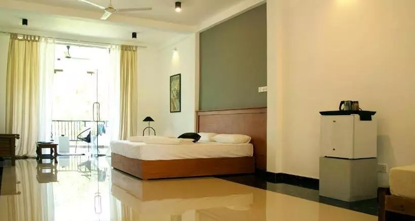 Aamiaismajoitus (B&B) Villa Layanga   Riverside Guestrooms