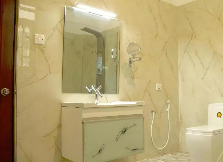 Aamiaismajoitus (B&B) Villa Layanga   Riverside Guestrooms