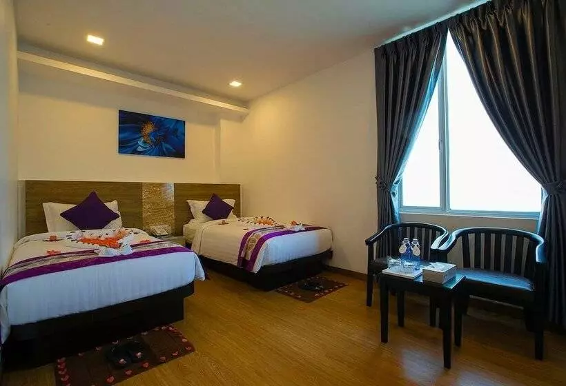 هتل Platinum Square