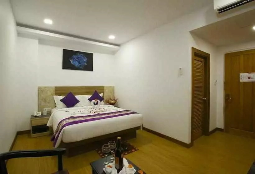 هتل Platinum Square