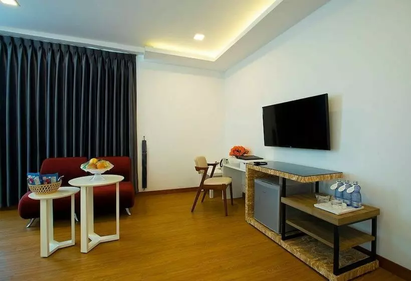 هتل Platinum Square