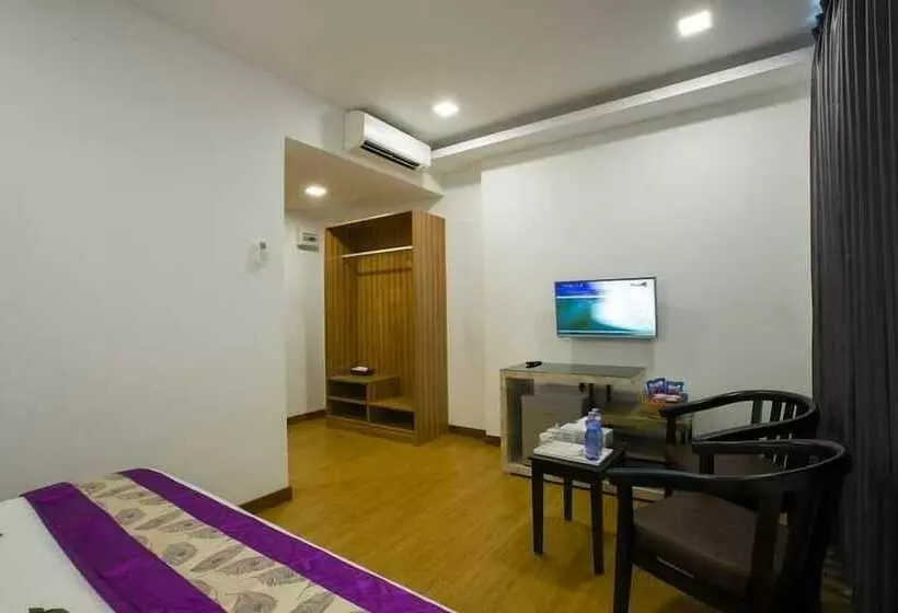 هتل Platinum Square