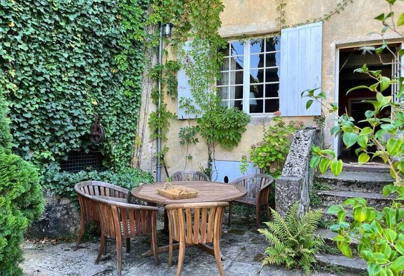 Bed and Breakfast Le Clos De La Cathedrale