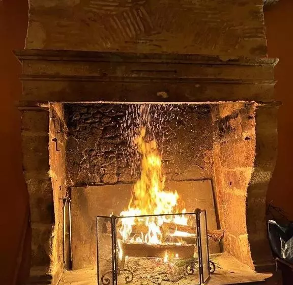 Aamiaismajoitus (B&B) Le Clos De La Cathedrale