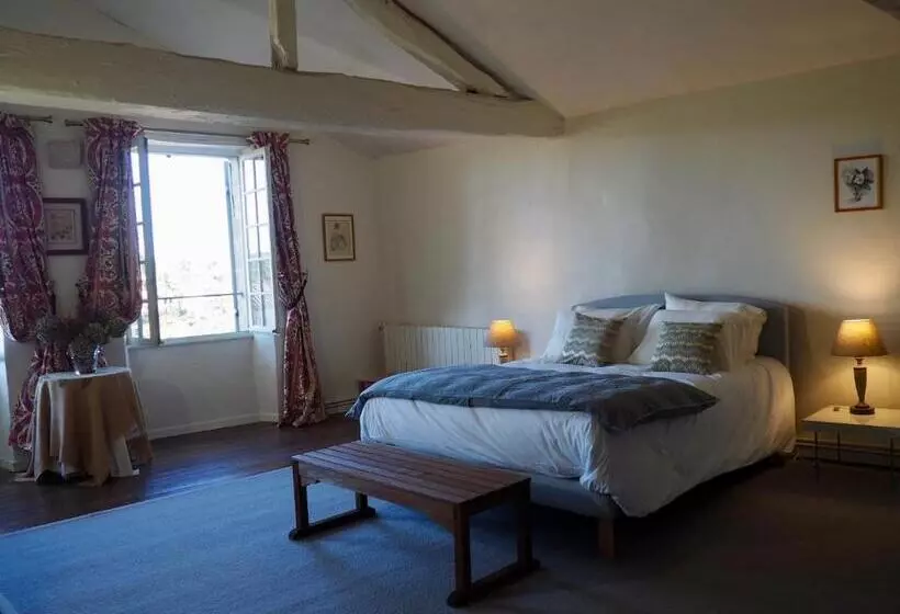 Aamiaismajoitus (B&B) Le Clos De La Cathedrale