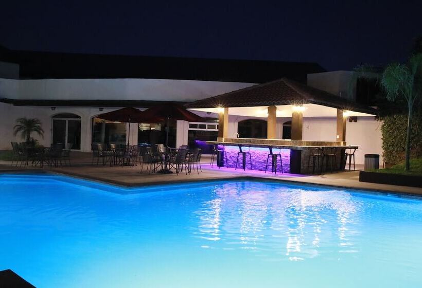 فندق Days Inn By Wyndham Piedras Negras