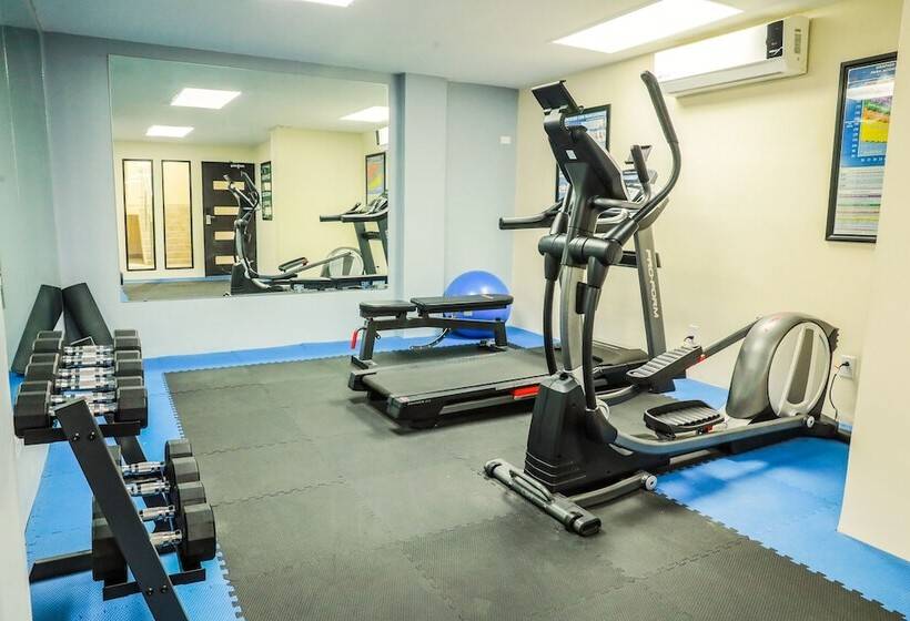 فندق Days Inn By Wyndham Piedras Negras