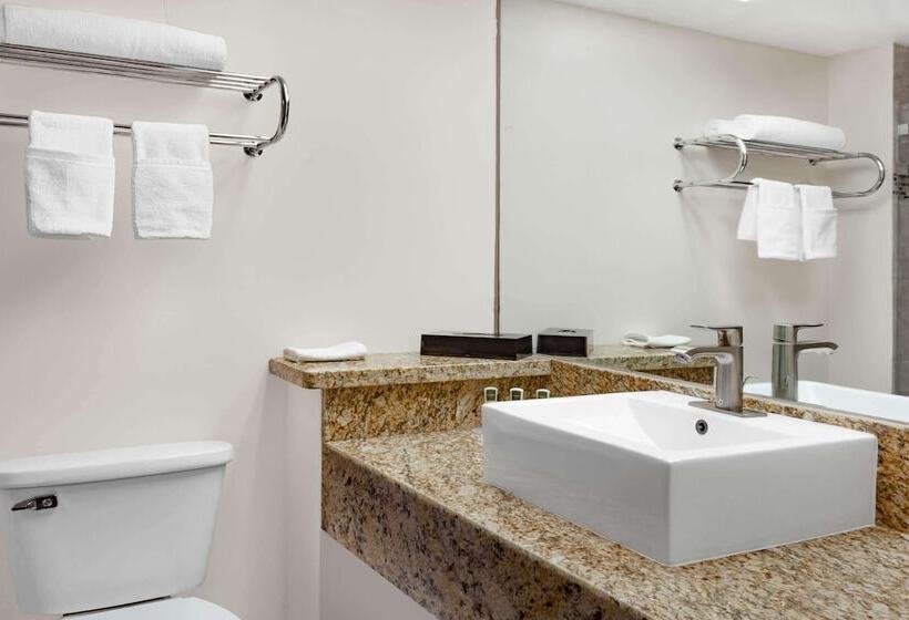 فندق Days Inn By Wyndham Piedras Negras