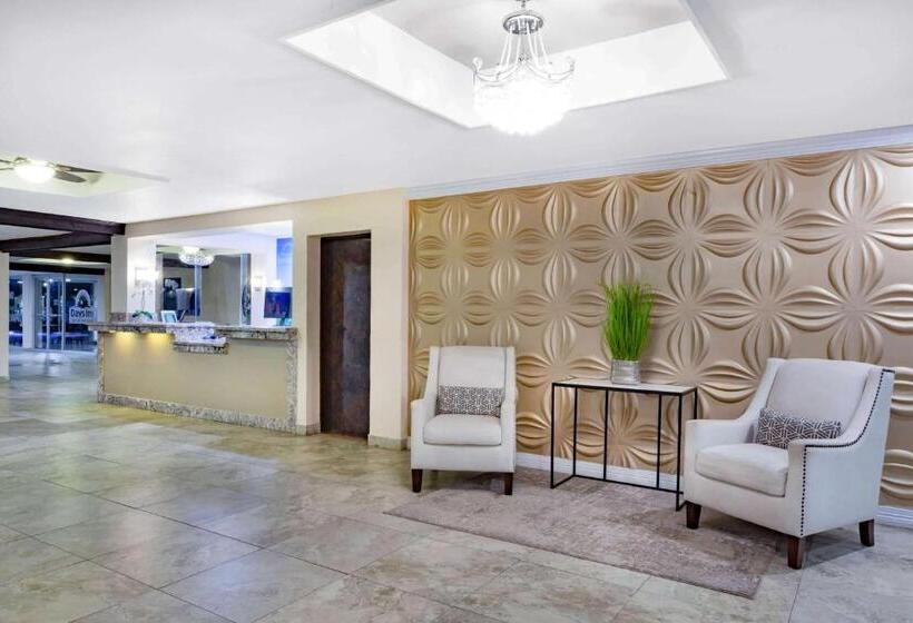 فندق Days Inn By Wyndham Piedras Negras