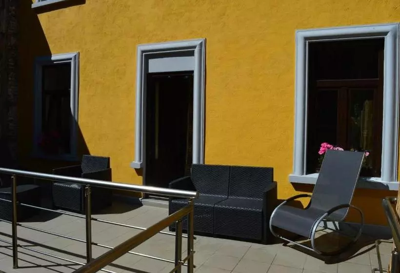 Hotelli Le Sainthubert