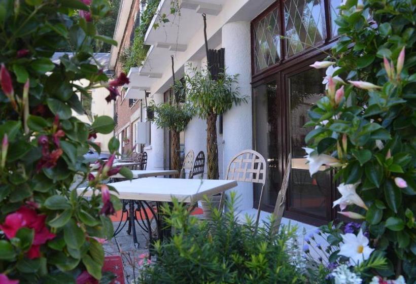 هتل Le Sainthubert