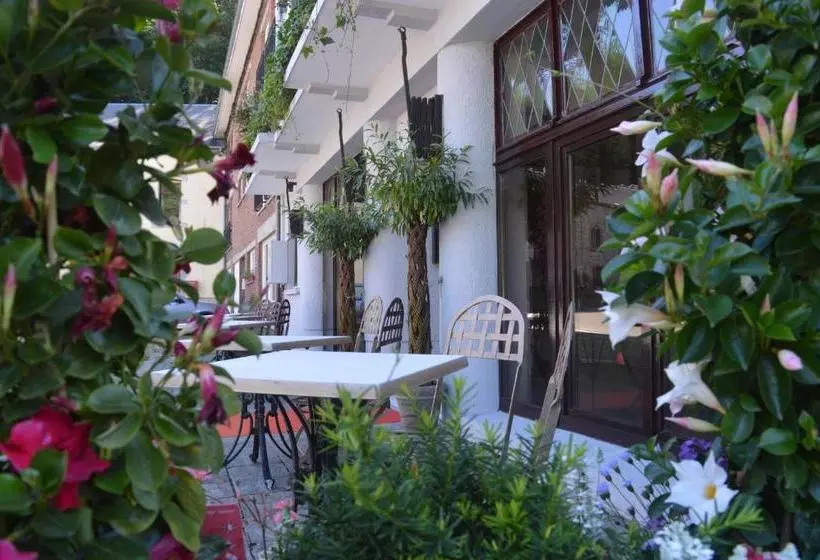 Hotelli Le Sainthubert