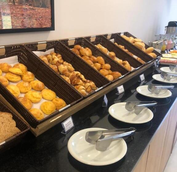 Legacy Hotel Guaratinguetá   Ao Lado De Aparecida  Sp