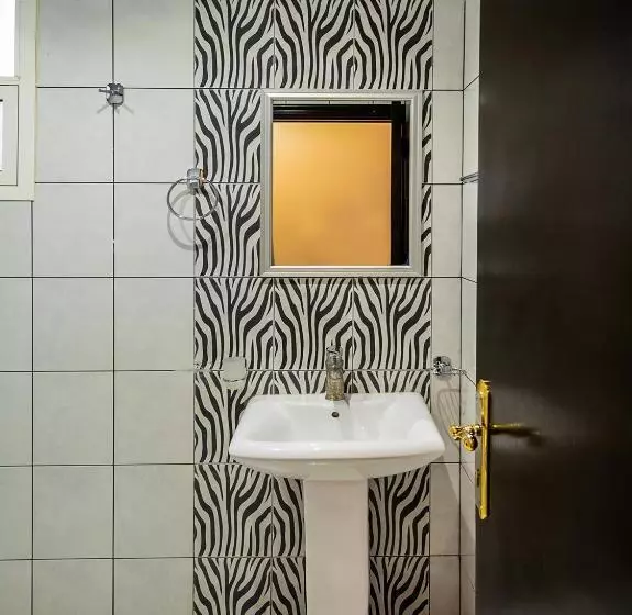 هتل Orchida Al Hamra