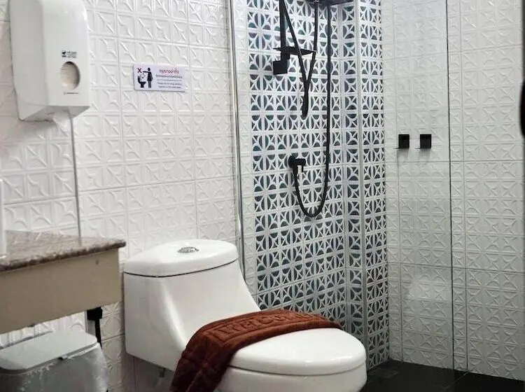 Nonsi Hotel Phitsanulok