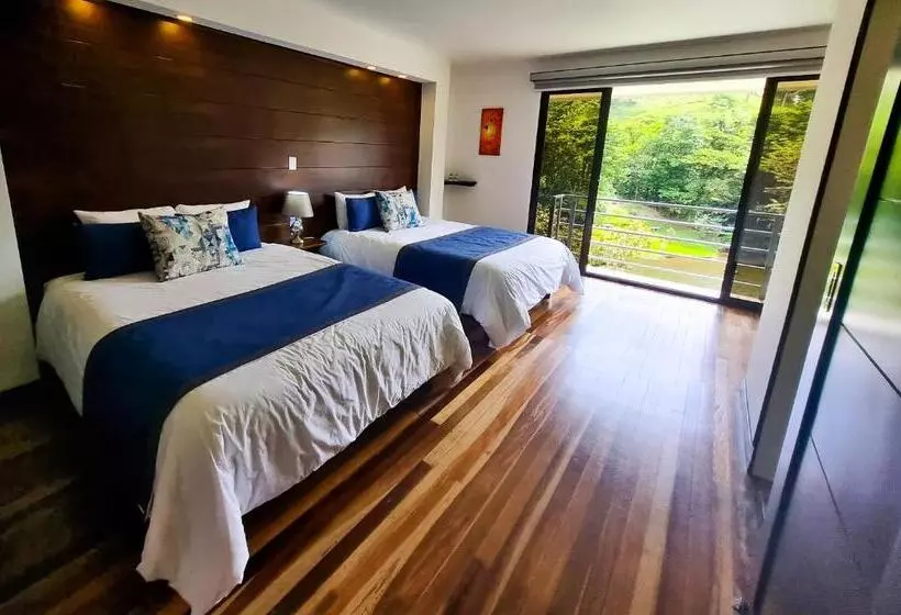 هاستل Burbi Lake Lodge Monteverde