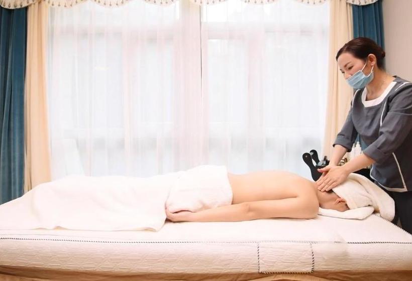 Cloud Land Apartment