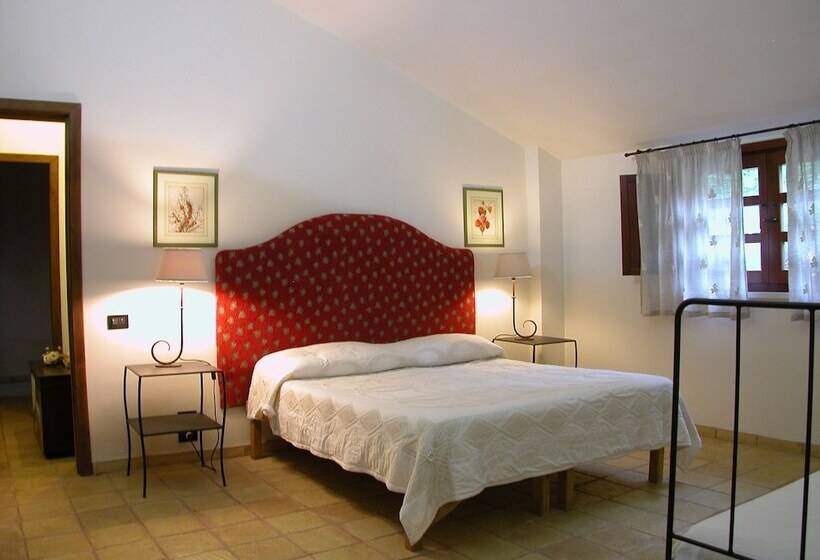 בית מלון כפרי Agriturismo Le Magnolie