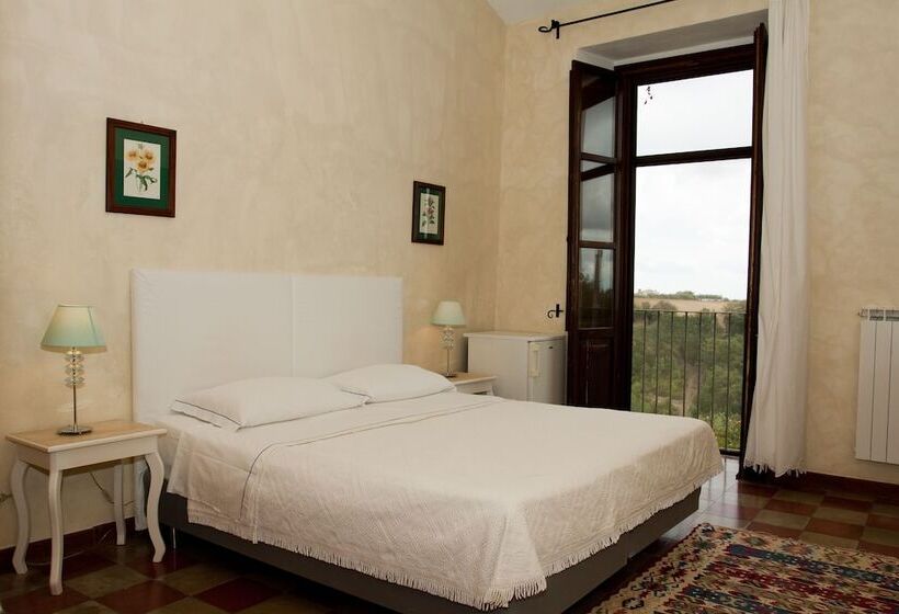 בית מלון כפרי Agriturismo Le Magnolie